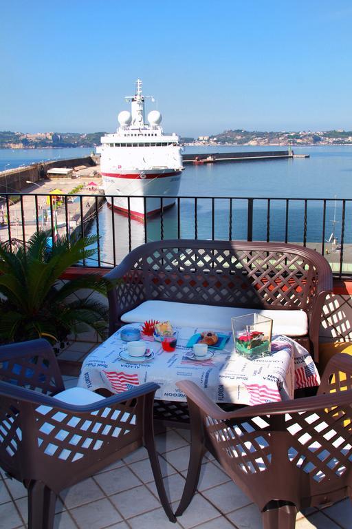 Hotel Darsena Pozzuoli Exterior photo